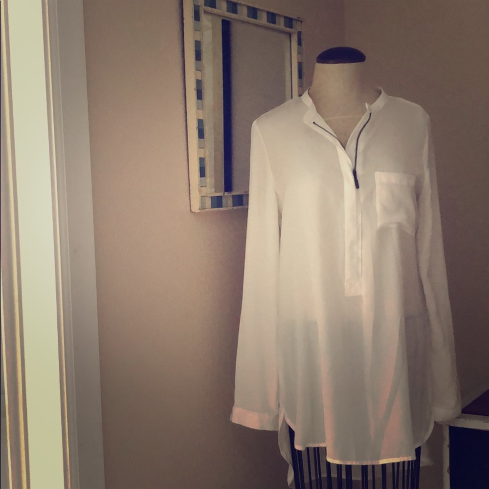 M Mossimo Target Cream/White Tunic zipper Blouse